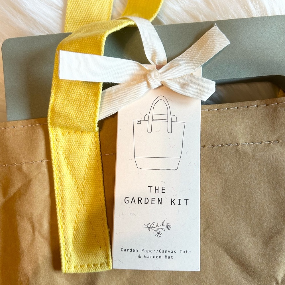 Anthropologie Yellow and Tan Canvas Tote Bag With Mat